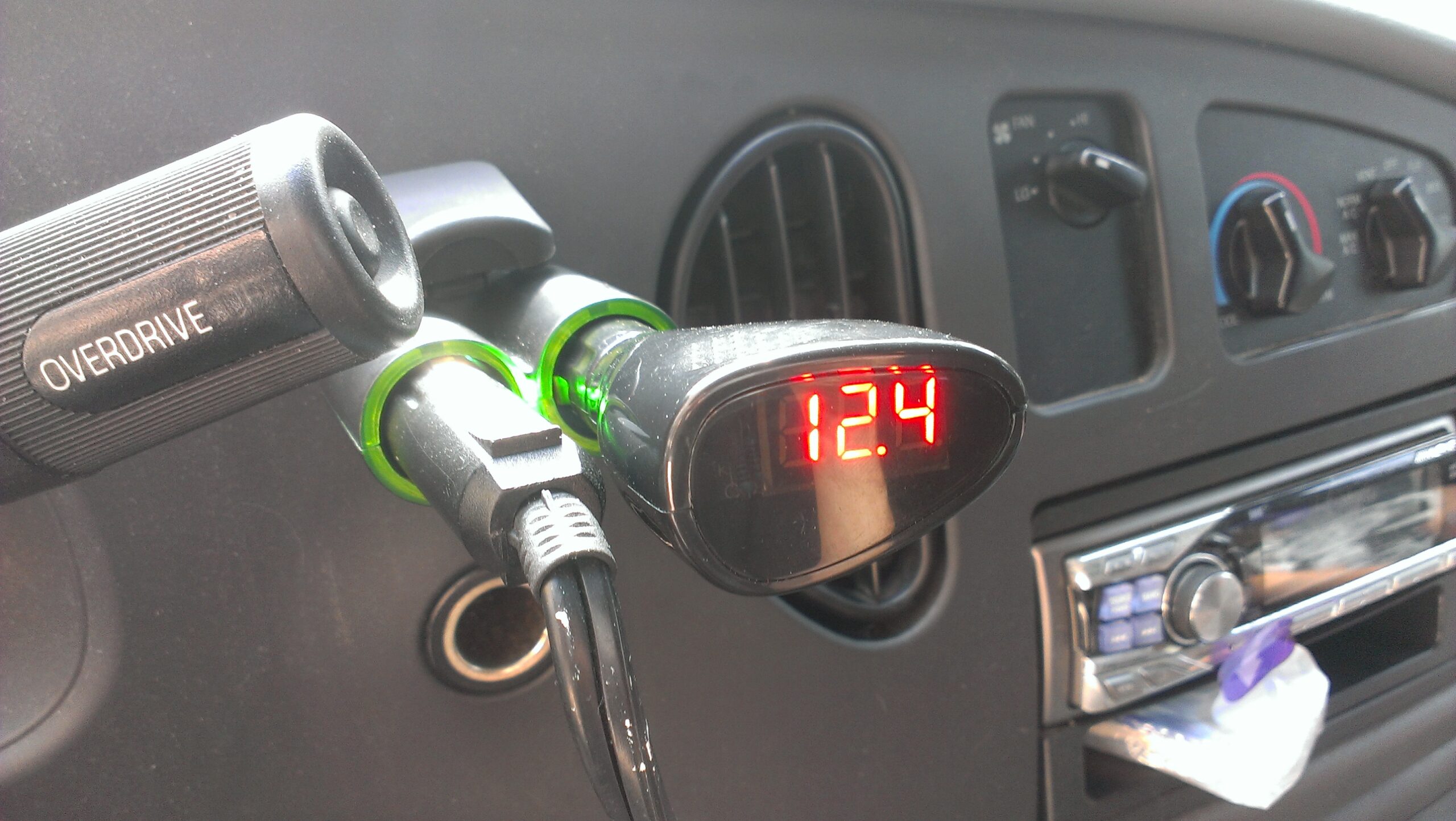 Vehicle LCD Voltage Meter / Battery Monitor For 12V